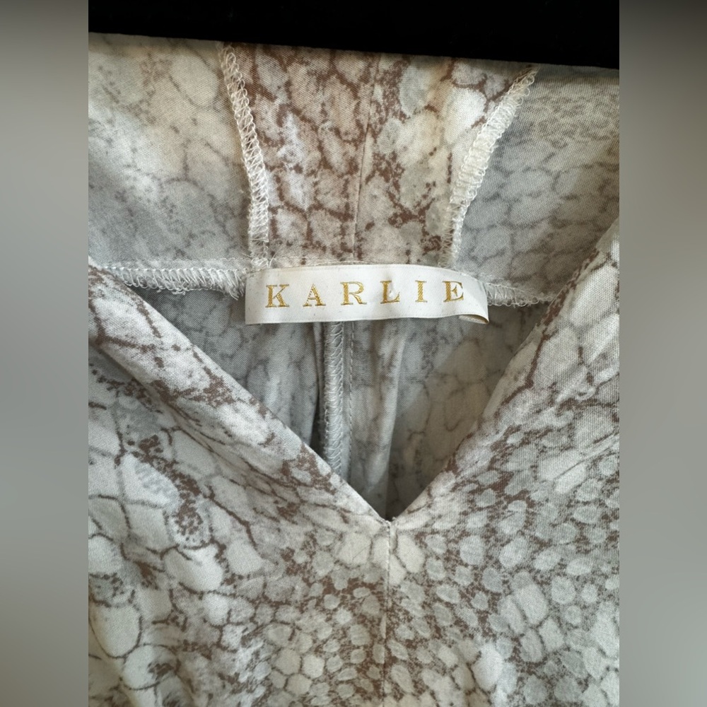 Karlie Snakeskin Print Top Gray / Large - image 6